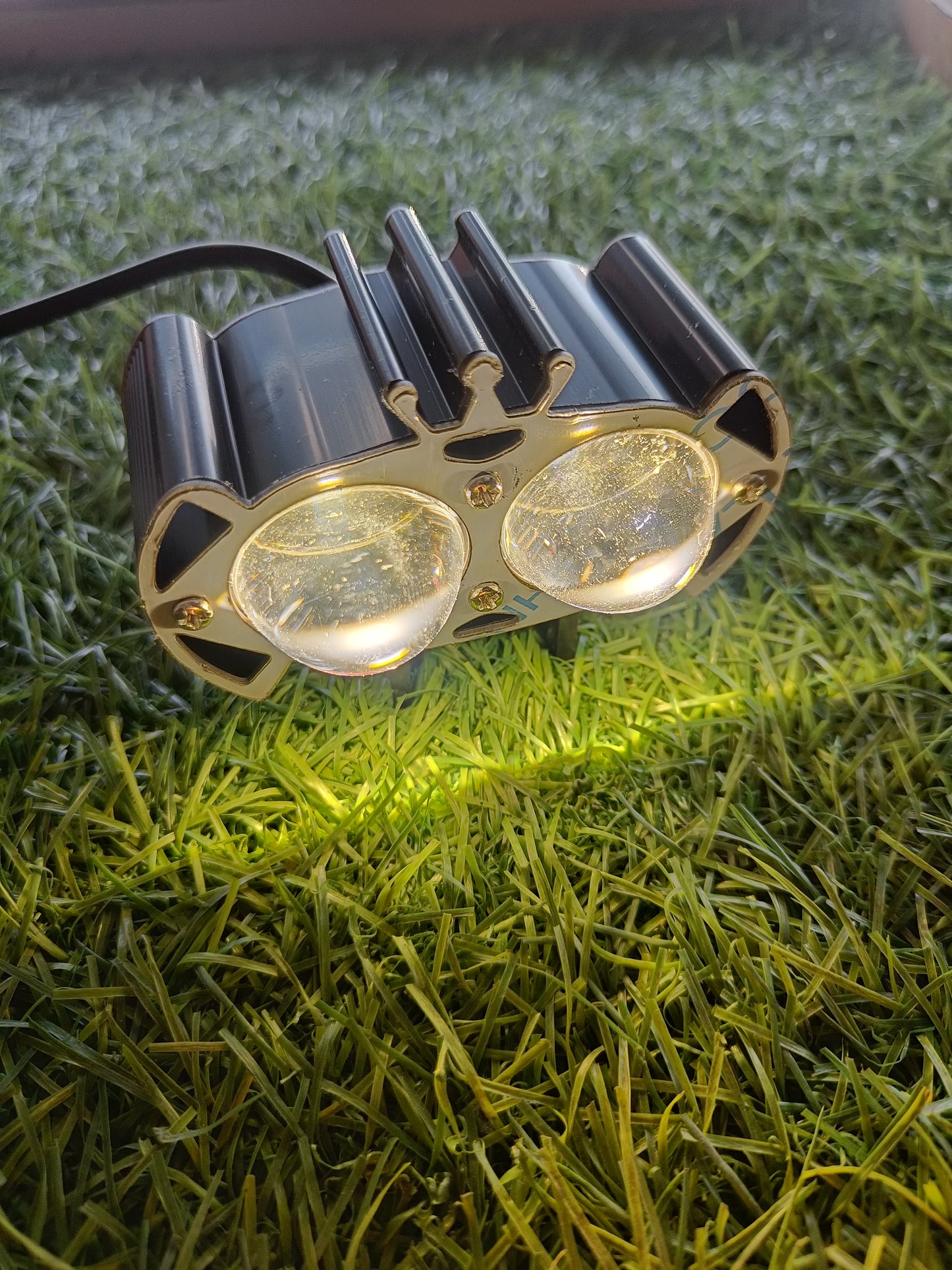 SSLG J37 32W FOG LIGHT| Dual Colour Mode with Flashing Mode| Red Devil Eye Mode ( 2 Pcs)
