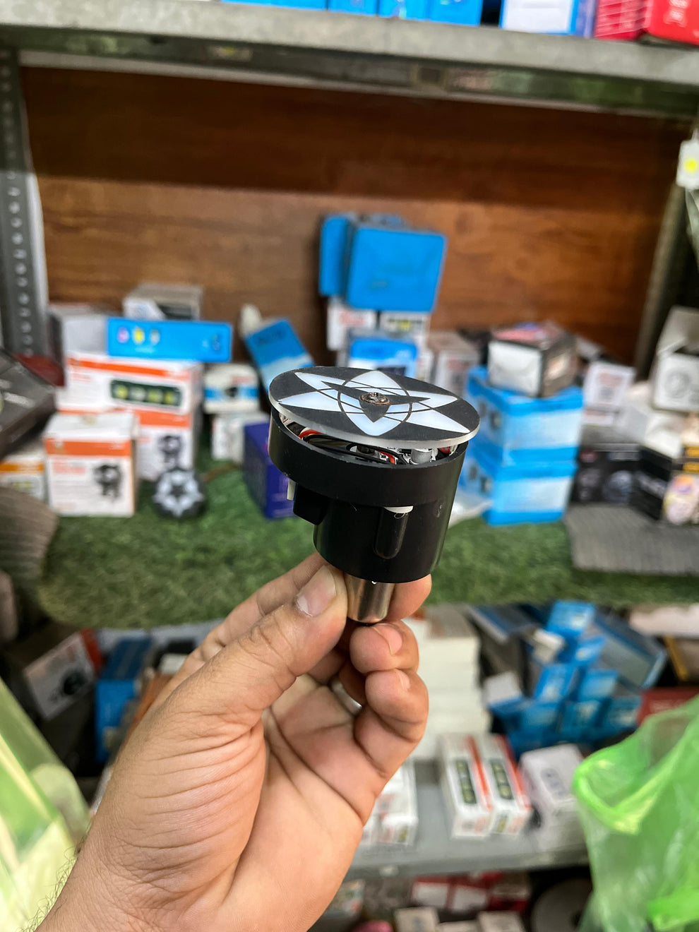 BackTail Revolving LED Light Bulb