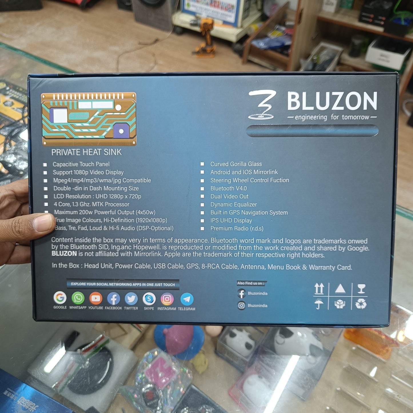 BLUZON 9-Inch QLED Android Car Stereo | 4GB RAM 64GB ROM | Wireless CarPlay & Android Auto