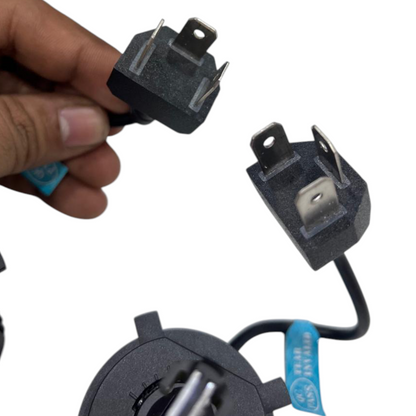 Nighteye 100W/Set LED Headlight (50W Each) – 6500K Cool White | Original H4 Fit | 3-Year Replacement Guarantee